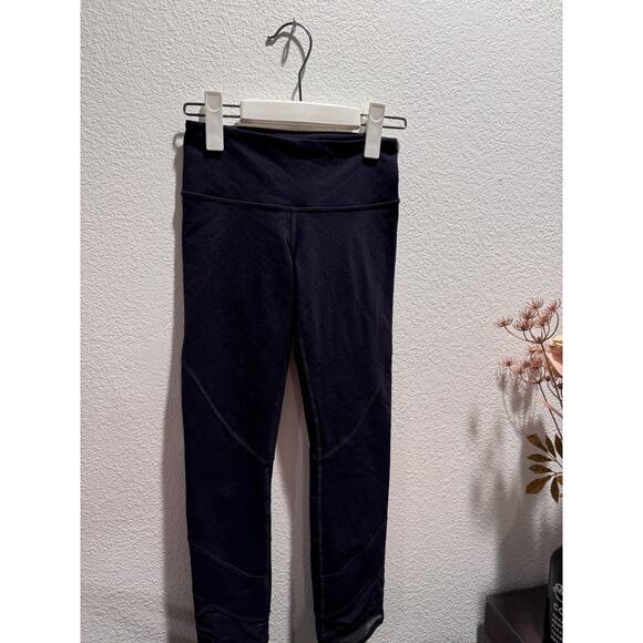 Lululemon  Emerge‎ renewed Crop full-on Luon size 2 - Picture 1 of 7